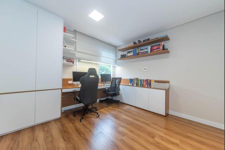 Apartamento à venda com 178m², 3 quartos e 2 vagasQuarto 2