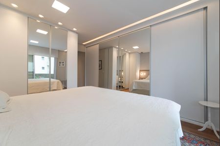 Apartamento à venda com 178m², 3 quartos e 2 vagasSuíte