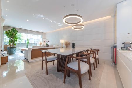 Apartamento à venda com 178m², 3 quartos e 2 vagasSala