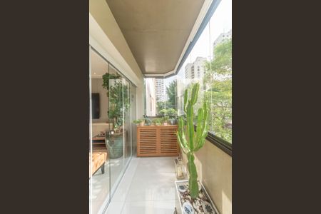 Apartamento à venda com 178m², 3 quartos e 2 vagasVaranda
