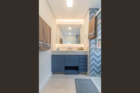 Apartamento à venda com 178m², 3 quartos e 2 vagasBanheiro Social