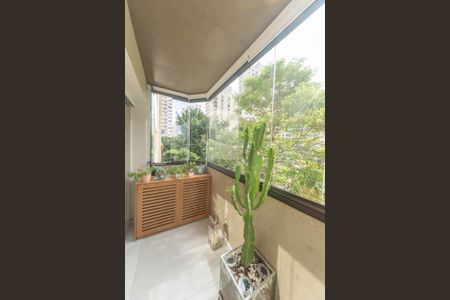 Apartamento à venda com 178m², 3 quartos e 2 vagasVaranda