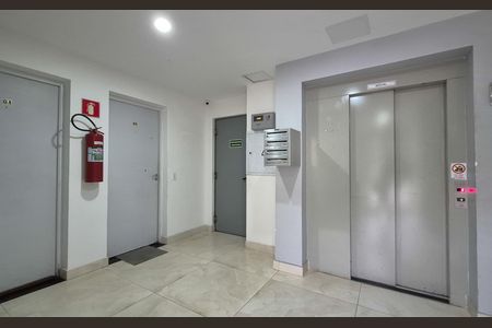 Apartamento para alugar com 48m², 2 quartos e 1 vagaElevador
