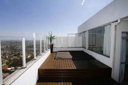 Apartamento à venda com 235m², 3 quartos e 3 vagasCobertura