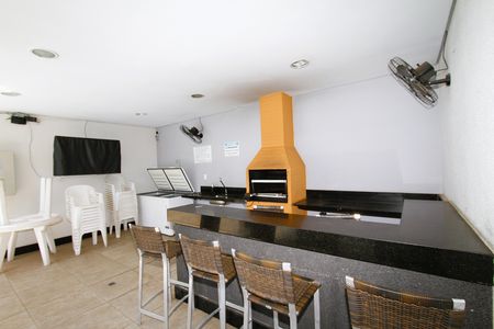 Apartamento à venda com 235m², 3 quartos e 3 vagasÁrea comum - Churrasqueira