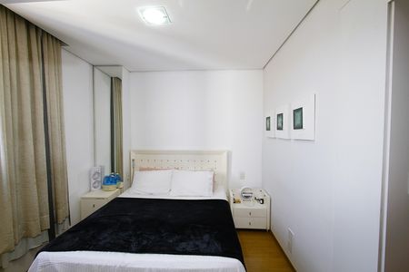 Apartamento à venda com 235m², 3 quartos e 3 vagasSuíte