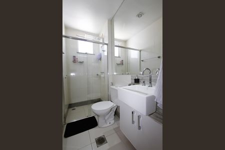 Apartamento à venda com 235m², 3 quartos e 3 vagasBanheiro Social