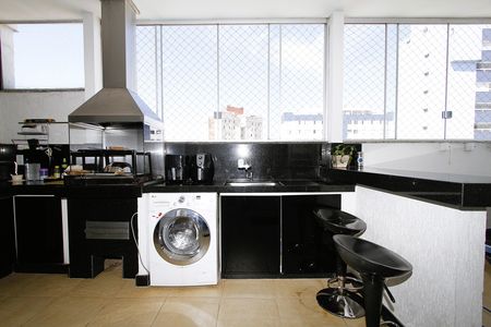 Apartamento à venda com 235m², 3 quartos e 3 vagasÁrea gourmet