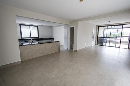 Apartamento à venda com 266m², 4 quartos e 3 vagas Apartamento à venda com 266m², 4 quartos e 3 vagasSala
