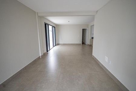 Apartamento à venda com 266m², 4 quartos e 3 vagas Apartamento à venda com 266m², 4 quartos e 3 vagasSala