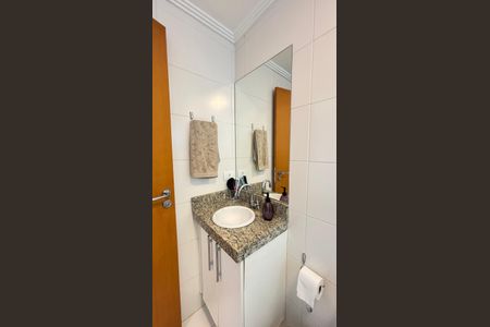 Apartamento à venda com 96m², 3 quartos e 2 vagasBanheiro da Suíte