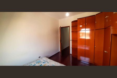 Casa para alugar com 232m², 3 quartos e 2 vagas Casa para alugar com 232m², 3 quartos e 2 vagasQuarto 1