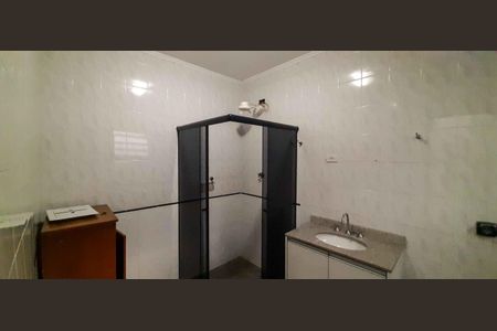 Casa para alugar com 232m², 3 quartos e 2 vagas Casa para alugar com 232m², 3 quartos e 2 vagasBanheiro