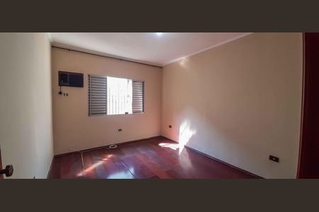 Casa para alugar com 232m², 3 quartos e 2 vagas Casa para alugar com 232m², 3 quartos e 2 vagasQuarto 3