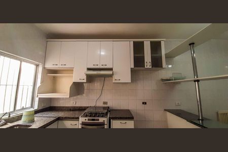 Casa para alugar com 232m², 3 quartos e 2 vagas Casa para alugar com 232m², 3 quartos e 2 vagasCozinha