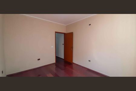Casa para alugar com 232m², 3 quartos e 2 vagas Casa para alugar com 232m², 3 quartos e 2 vagasQuarto 3