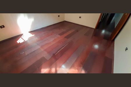 Casa para alugar com 232m², 3 quartos e 2 vagas Casa para alugar com 232m², 3 quartos e 2 vagasQuarto 3