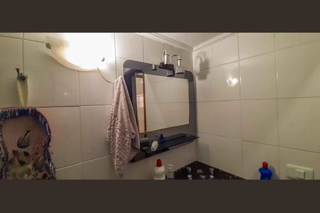 Casa para alugar com 232m², 3 quartos e 2 vagas Casa para alugar com 232m², 3 quartos e 2 vagasBanheiro 2