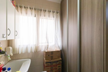 Apartamento à venda com 100m², 3 quartos e 2 vagas Apartamento à venda com 100m², 3 quartos e 2 vagasÁrea de serviço