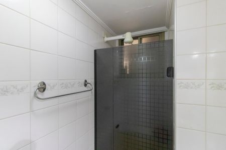 Apartamento à venda com 100m², 3 quartos e 2 vagas Apartamento à venda com 100m², 3 quartos e 2 vagasBanheiro social