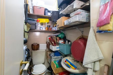 Apartamento à venda com 100m², 3 quartos e 2 vagas Apartamento à venda com 100m², 3 quartos e 2 vagasBanheiro de serviço