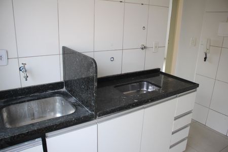 Apartamento para alugar com 47m², 2 quartos e 1 vagaCozinha e Área de Serviço