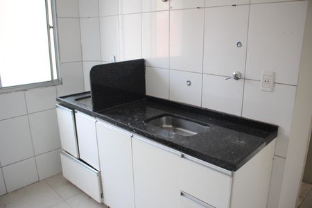 Apartamento para alugar com 47m², 2 quartos e 1 vagaCozinha e Área de Serviço