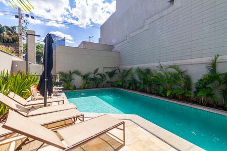 Studio para alugar com 28m², 1 quarto e sem vaga Studio para alugar com 28m², 1 quarto e sem vagaÁrea comum - Piscina