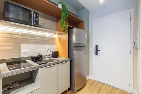 Studio para alugar com 28m², 1 quarto e sem vaga Studio para alugar com 28m², 1 quarto e sem vagaCozinha