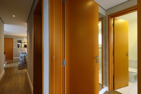 Apartamento à venda com 87m², 3 quartos e 2 vagasCorredor