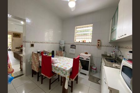 Casa à venda com 88m², 3 quartos e 1 vaga Casa à venda com 88m², 3 quartos e 1 vagaCozinha