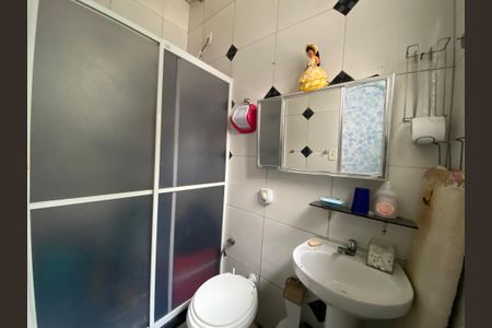 Casa à venda com 88m², 3 quartos e 1 vaga Casa à venda com 88m², 3 quartos e 1 vagaBanheiro de Serviço