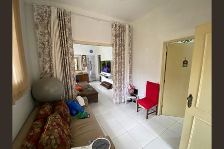 Casa à venda com 88m², 3 quartos e 1 vaga Casa à venda com 88m², 3 quartos e 1 vagaSala