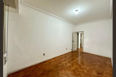 Apartamento para alugar com 106m², 3 quartos e 1 vaga Apartamento para alugar com 106m², 3 quartos e 1 vagaQuarto 1