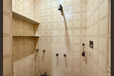Apartamento para alugar com 106m², 3 quartos e 1 vaga Apartamento para alugar com 106m², 3 quartos e 1 vagaBanheiro de Serviço
