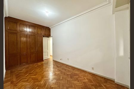 Apartamento para alugar com 106m², 3 quartos e 1 vaga Apartamento para alugar com 106m², 3 quartos e 1 vagaQuarto 2