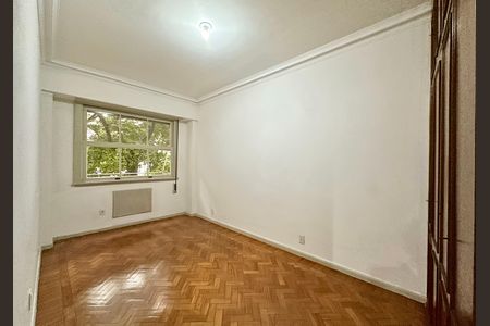 Apartamento para alugar com 106m², 3 quartos e 1 vaga Apartamento para alugar com 106m², 3 quartos e 1 vagaQuarto 2
