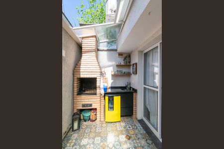 Casa de condomínio à venda com 77m², 2 quartos e 2 vagas Casa de condomínio à venda com 77m², 2 quartos e 2 vagasVaranda da Sala