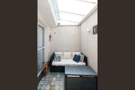 Casa de condomínio à venda com 77m², 2 quartos e 2 vagas Casa de condomínio à venda com 77m², 2 quartos e 2 vagasVaranda da Sala