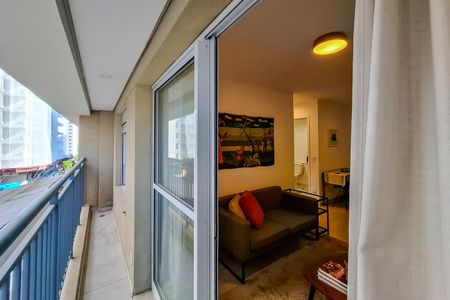 Studio para alugar com 33m², 1 quarto e sem vaga Studio para alugar com 33m², 1 quarto e sem vagaSacada