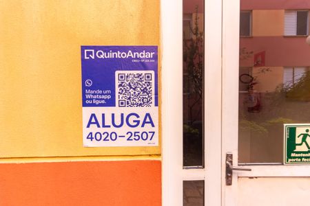 Apartamento para alugar com 45m², 2 quartos e sem vaga Apartamento para alugar com 45m², 2 quartos e sem vagaPlaca de Anuncio