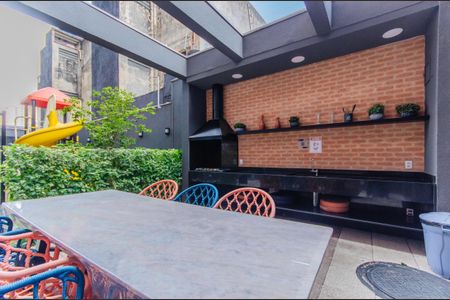 Apartamento à venda com 27m², 1 quarto e sem vagaÁrea comum - Churrasqueira