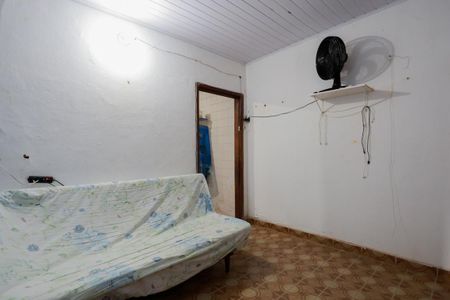 Casa à venda com 450m², 2 quartos e 2 vagas Casa à venda com 450m², 2 quartos e 2 vagasSala