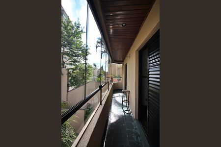 Apartamento à venda com 196m², 3 quartos e 2 vagasVaranda da Suíte