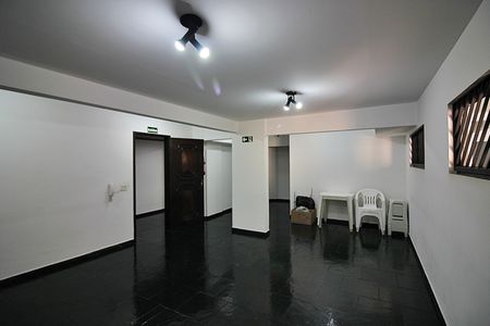 Apartamento à venda com 196m², 3 quartos e 2 vagasÁrea comum - Salão de festas