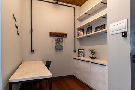 Apartamento para alugar com 55m², 1 quarto e sem vagaEscritório