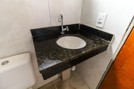 Apartamento à venda com 69m², 2 quartos e sem vagaBanheiro