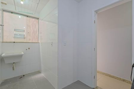Apartamento à venda com 57m², 2 quartos e 2 vagasCozinha e Área de Serviço