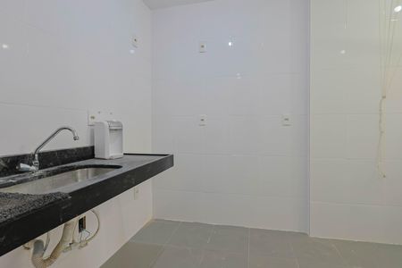 Apartamento à venda com 57m², 2 quartos e 2 vagasCozinha e Área de Serviço