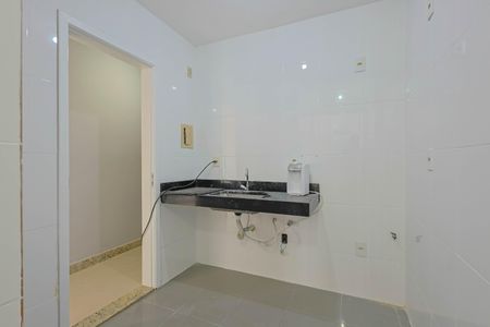 Apartamento à venda com 57m², 2 quartos e 2 vagasCozinha e Área de Serviço